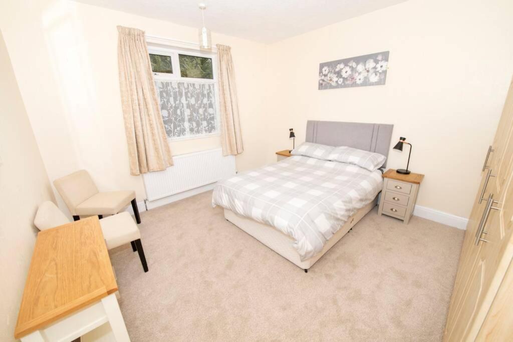 The Bungalow At Seaway'S, Sleeps 11 + Driffield Exterior photo